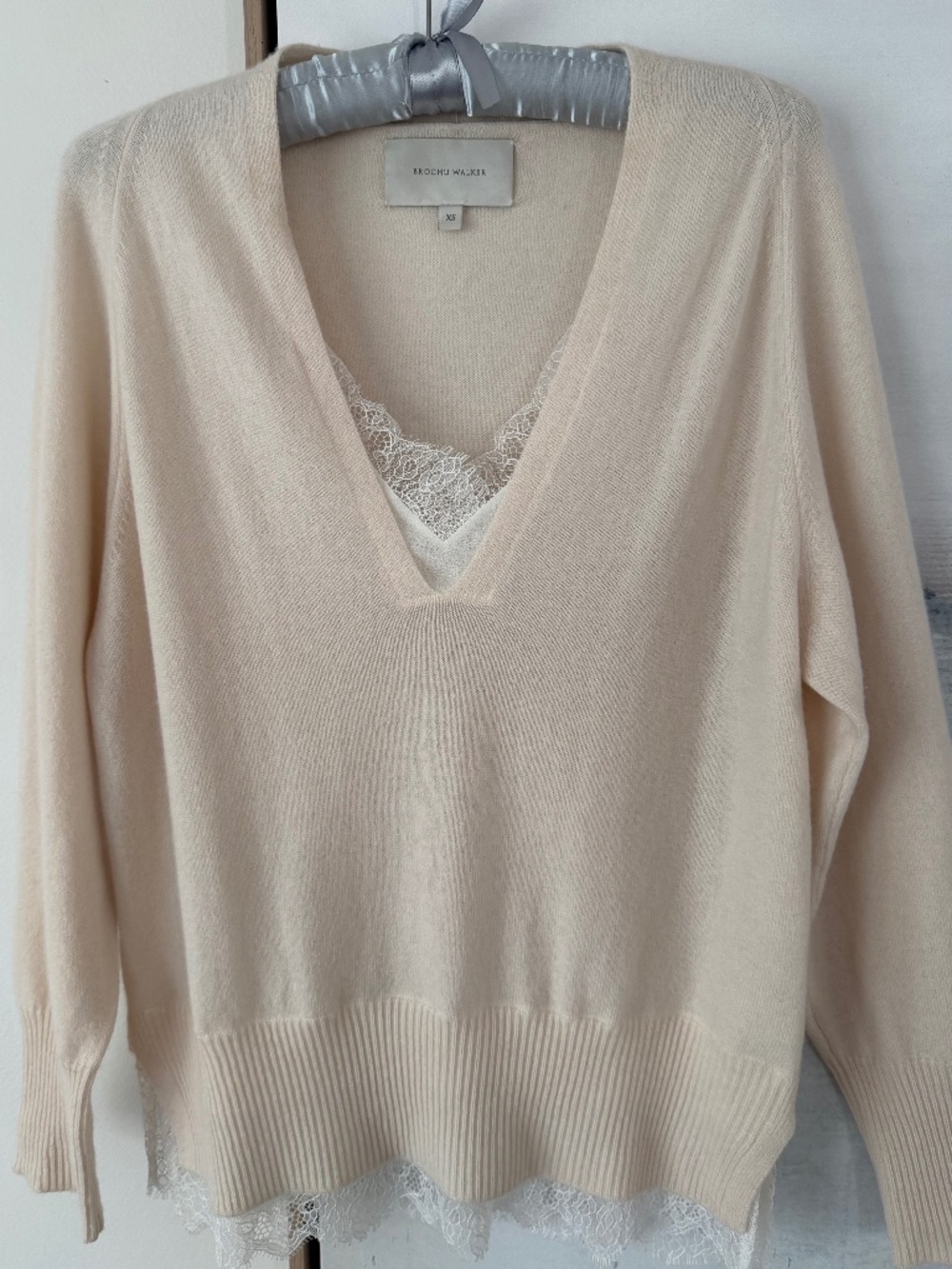 Brochu Walker Lace Vee Looker Cashmere Sweater | XS| Ivory/Soft Pink
